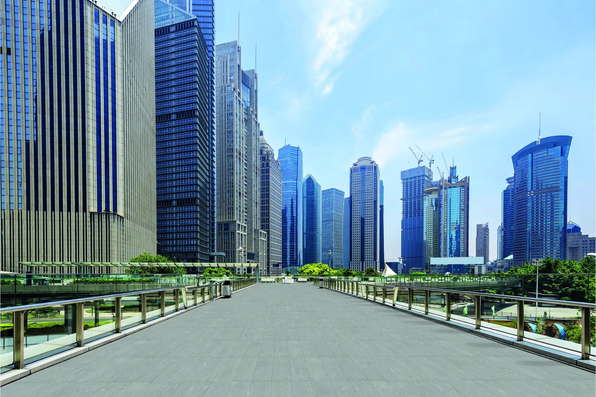 Stone imitation for cladding and paving