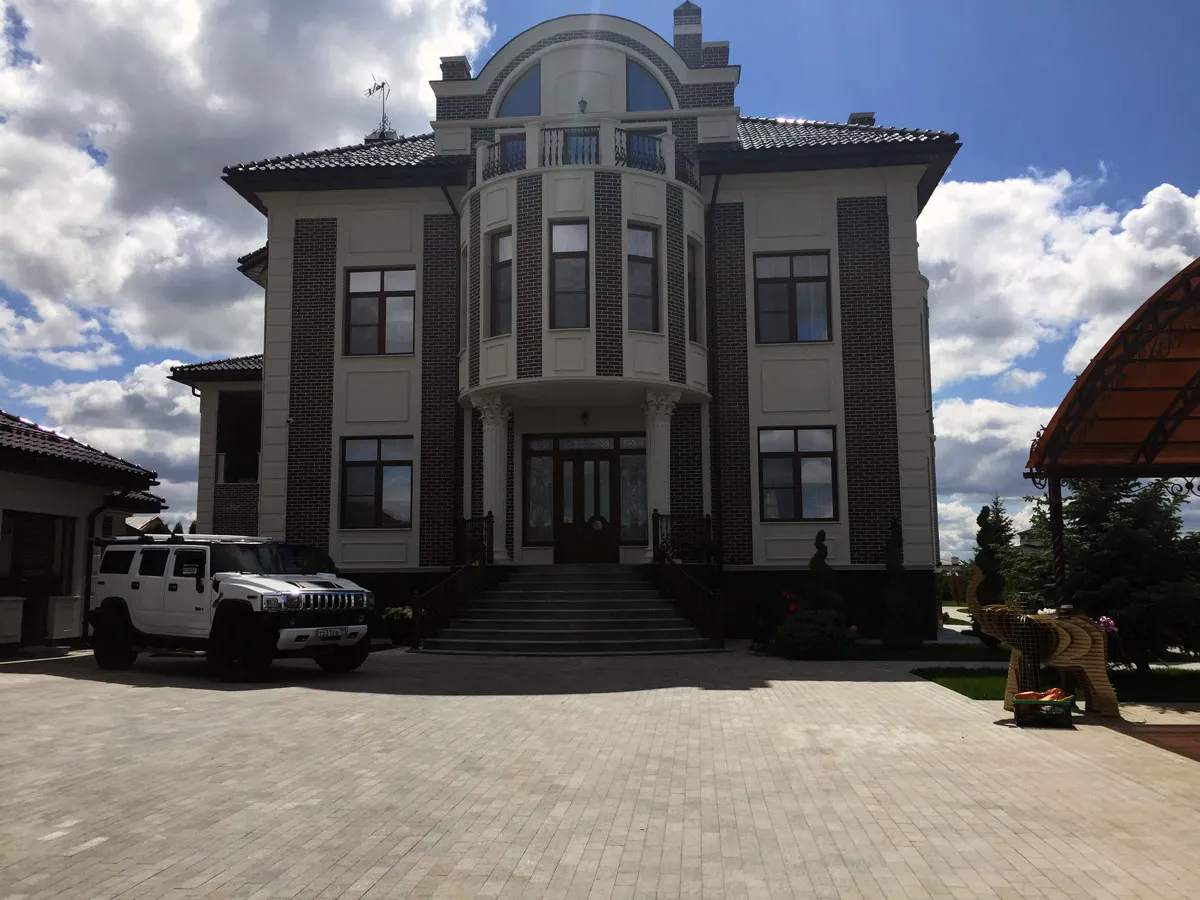 Private residence, "Millenium"