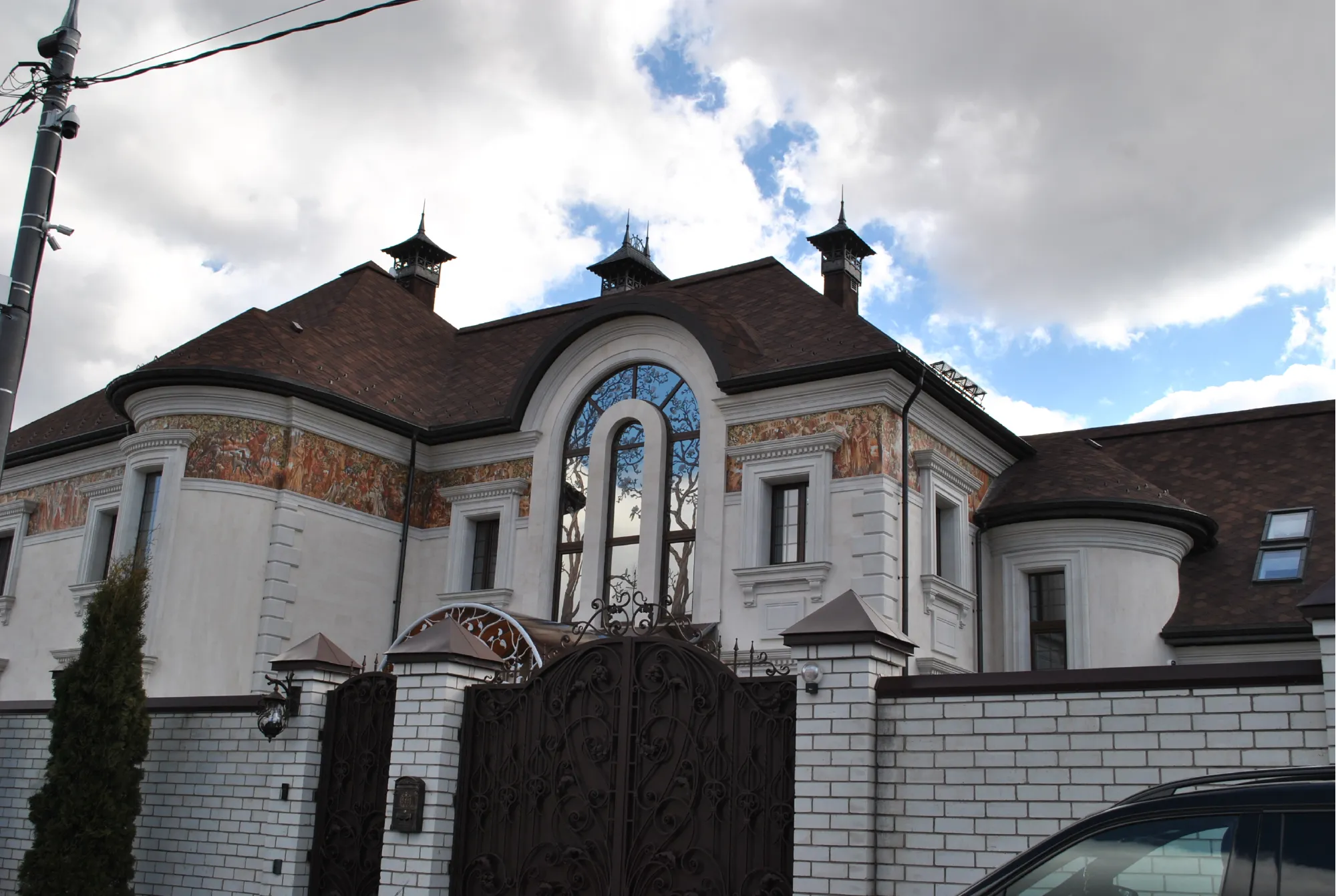 Private residence, "Oriol"