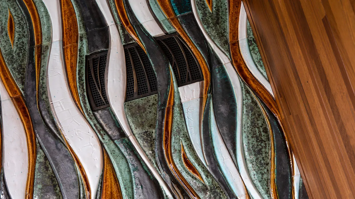 Ceramic in the exterior