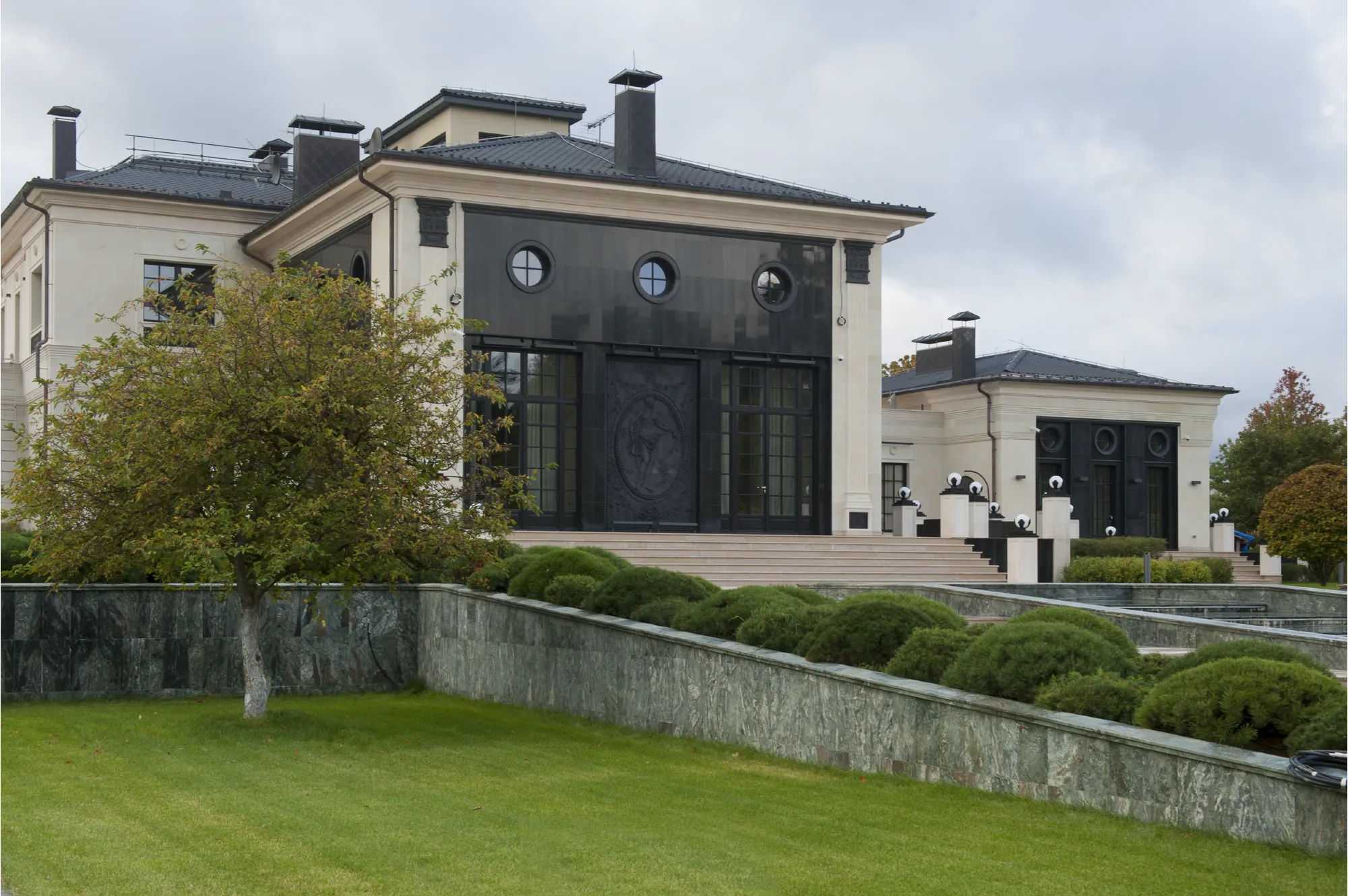 Private residence, "Lukomorie"