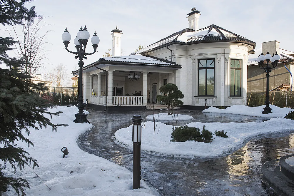 Private residence, "Millenium Park"