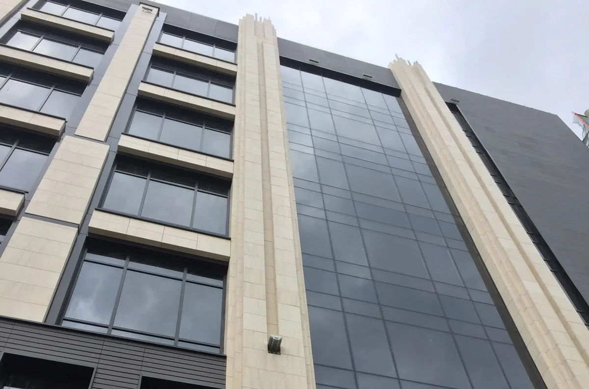 Office Center, "West East"