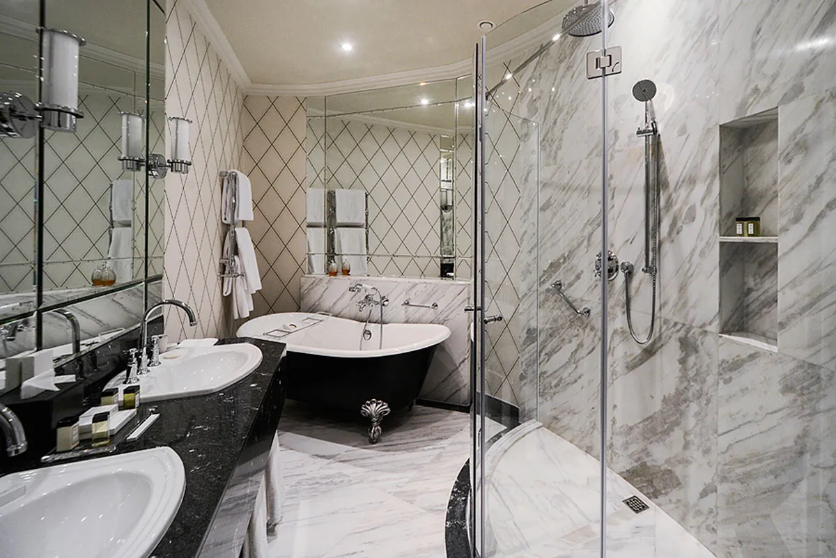 Hotel "Balchug Kempinski"