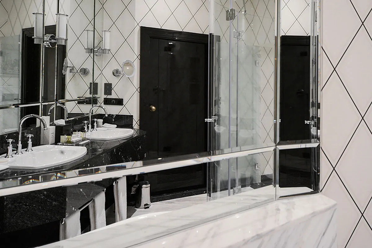 Hotel "Balchug Kempinski"